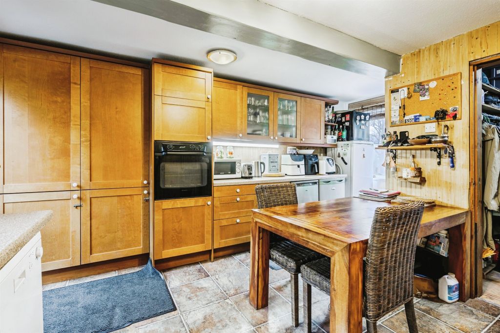 Property photo 3 of 22