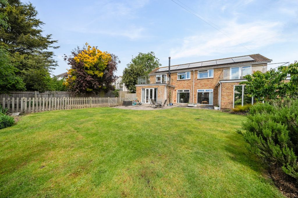 Property photo 1 of 14 Picture No. 12