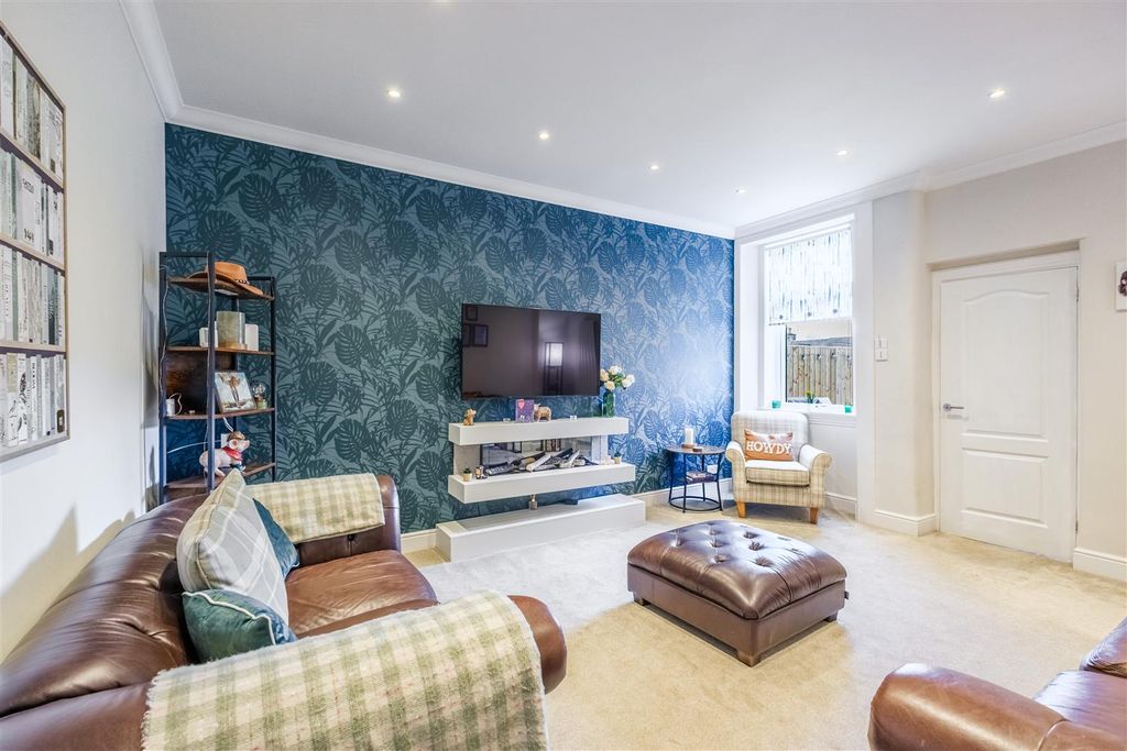 Property photo 3 of 26 Victoria Street-19.Jpg