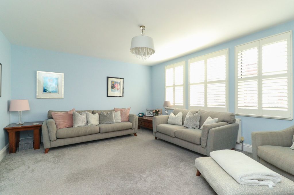 Property photo 2 of 20 Picture 2