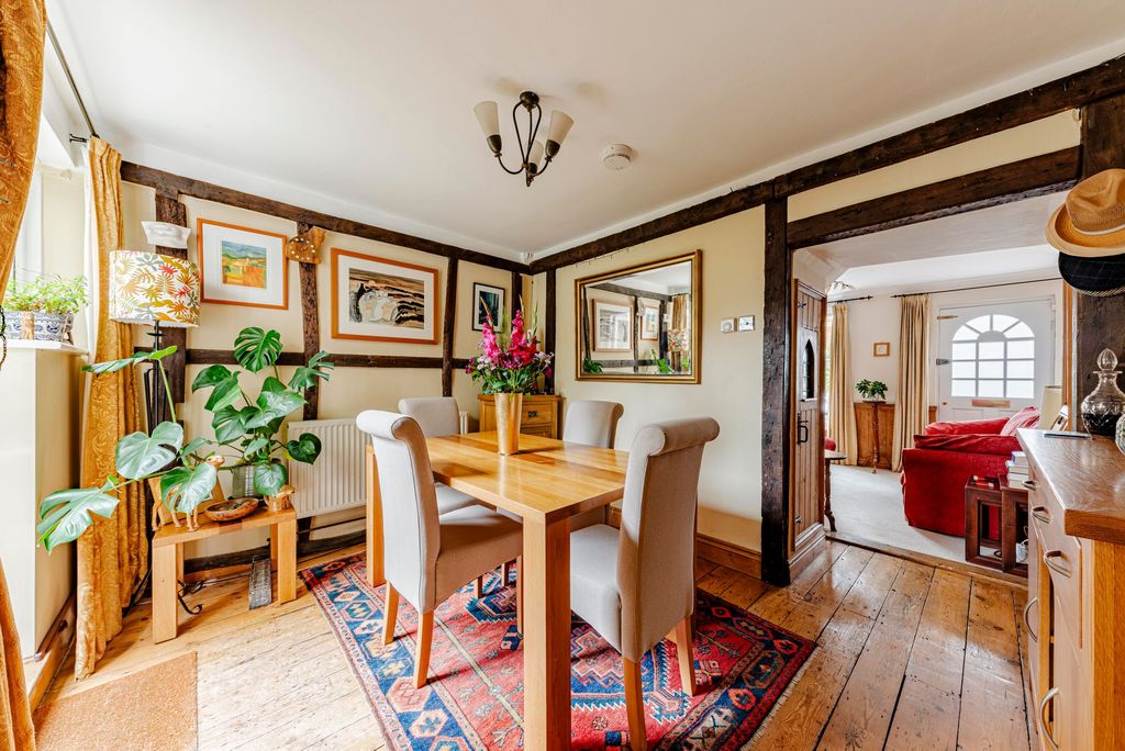Property photo 3 of 24 Dining Room (1)