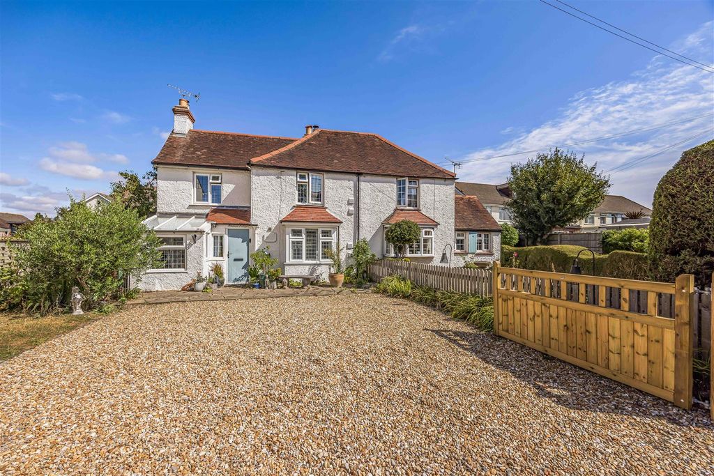 Property photo 1 of 30 Oldfield Cottages, 47 Main Road, Emsworth-Small-Po