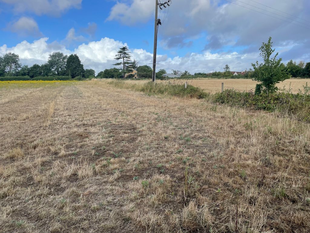 Property photo 1 of 3