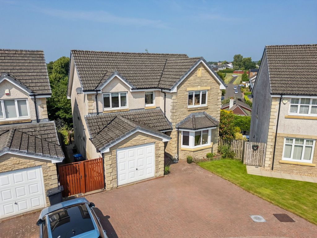 Property photo 1 of 33