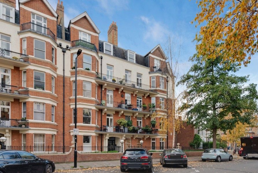 Property photo 1 of 9