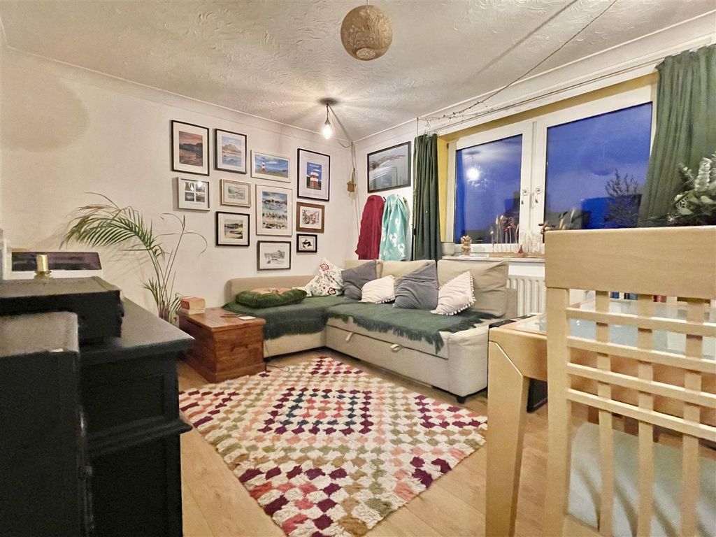 Property photo 2 of 15 Img_2913.Jpeg