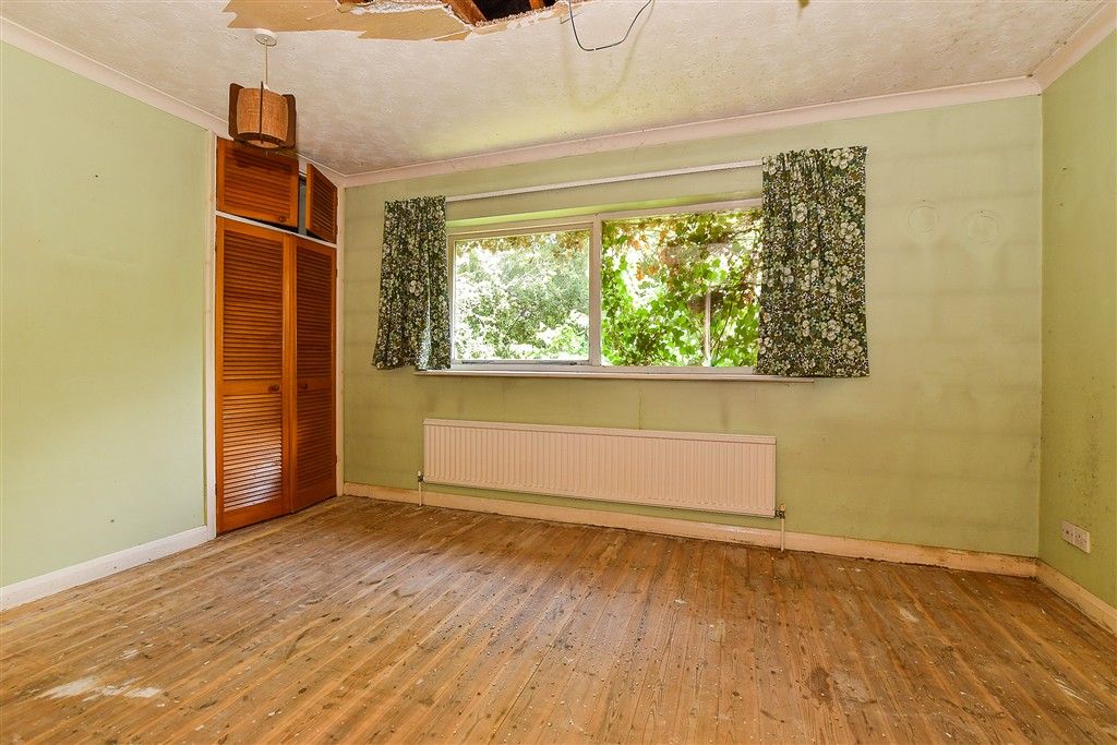 Property photo 1 of 12 Bedroom 1