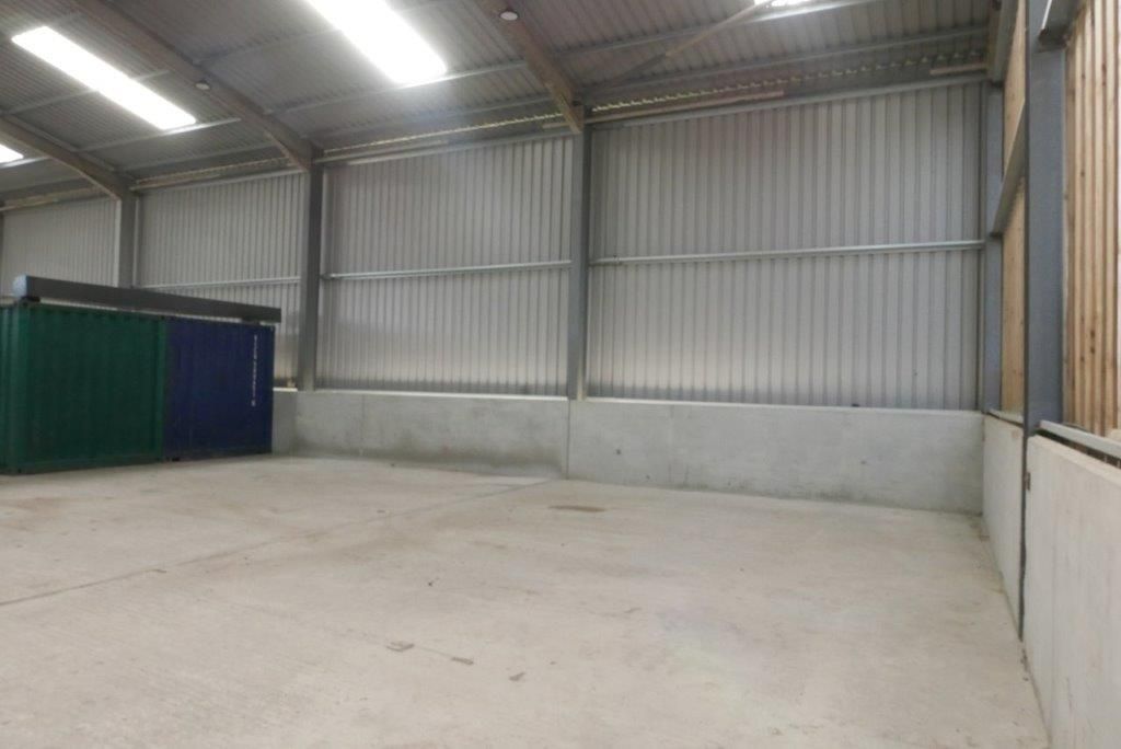 Property photo 1 of 3