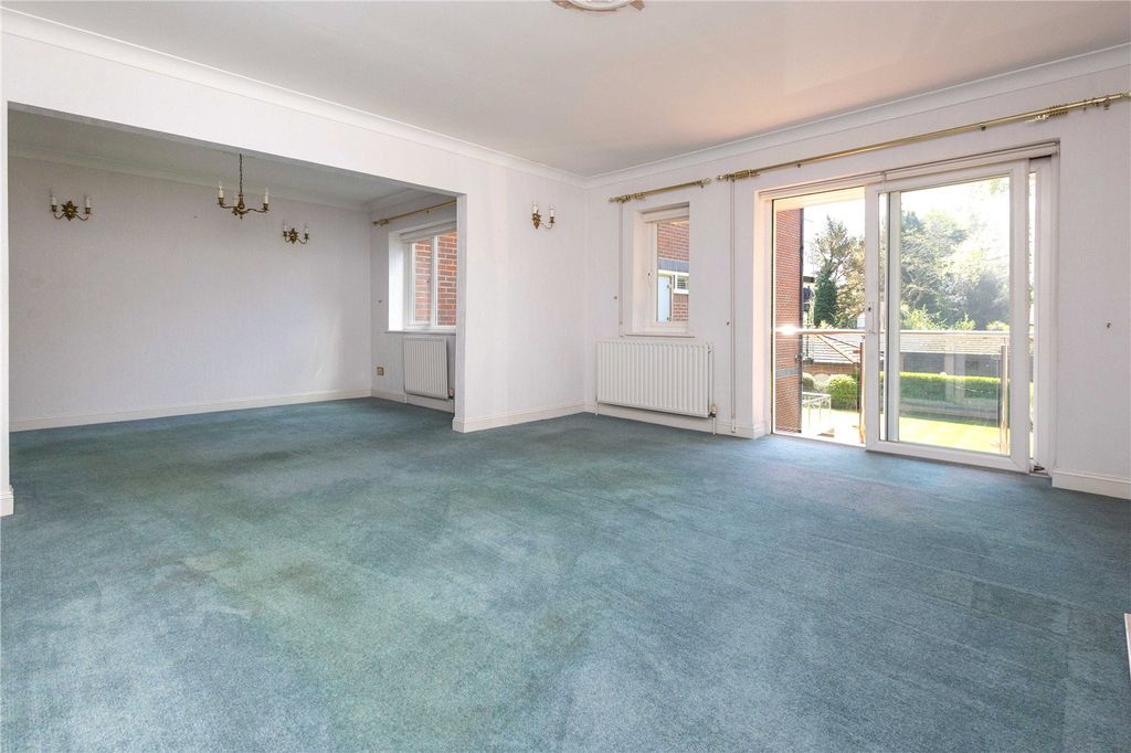 Property photo 3 of 16 Picture No. 05