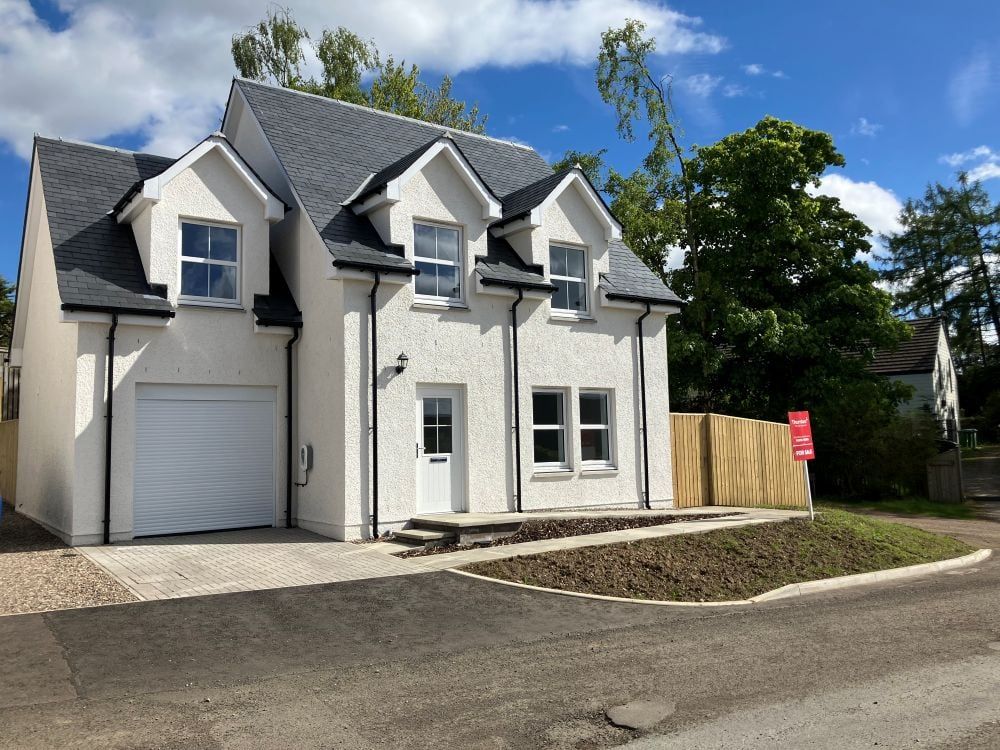 Property photo 1 of 13