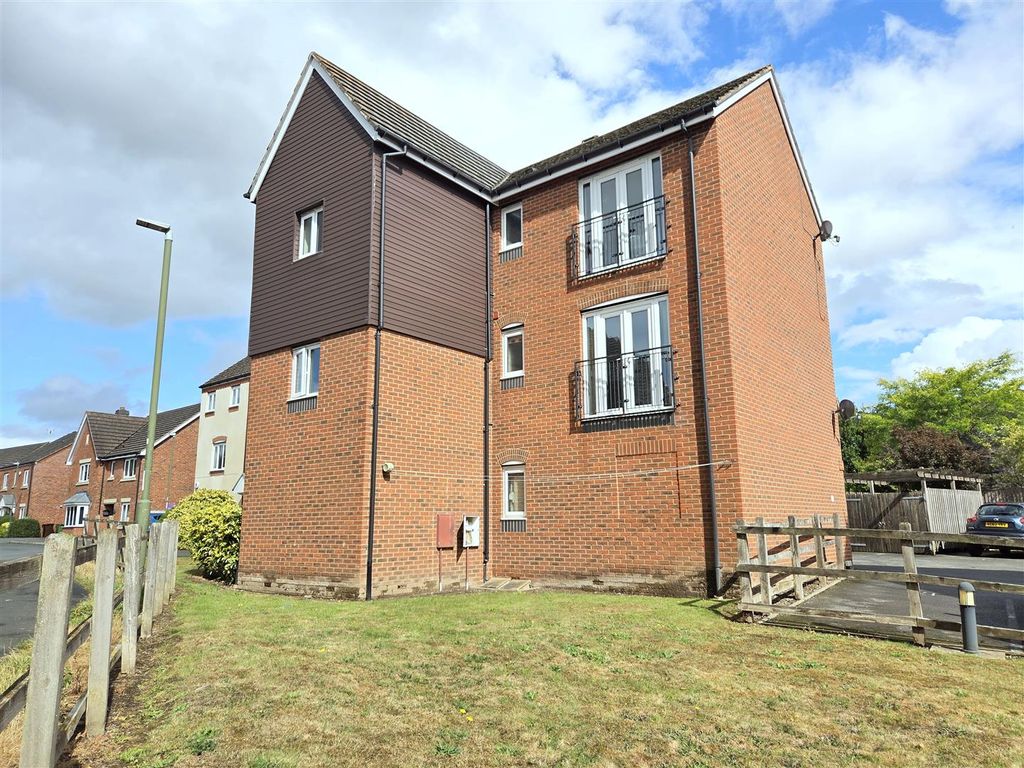 Property photo 1 of 12 18Evefa.Jpg