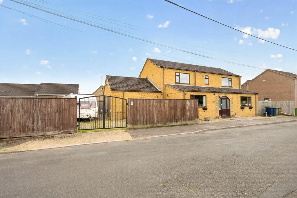 Property photo 1 of 23