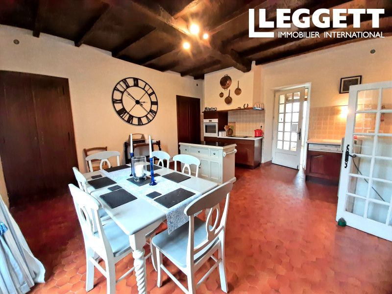 Property photo 3 of 10