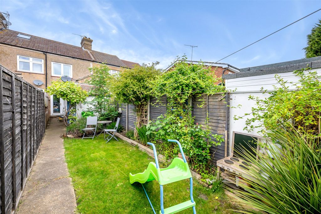 Property photo 1 of 16 Picture No. 13