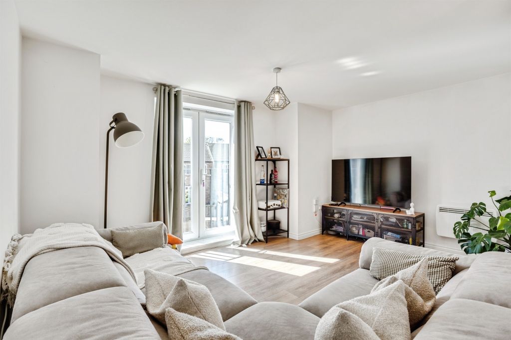 Property photo 2 of 11