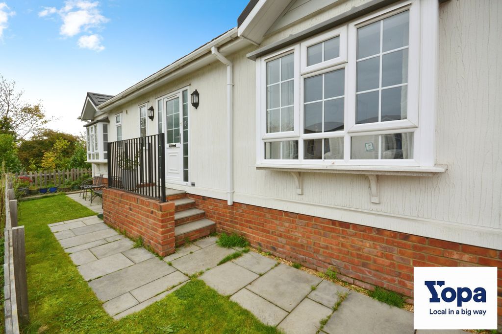 Property photo 3 of 16 Photo #3