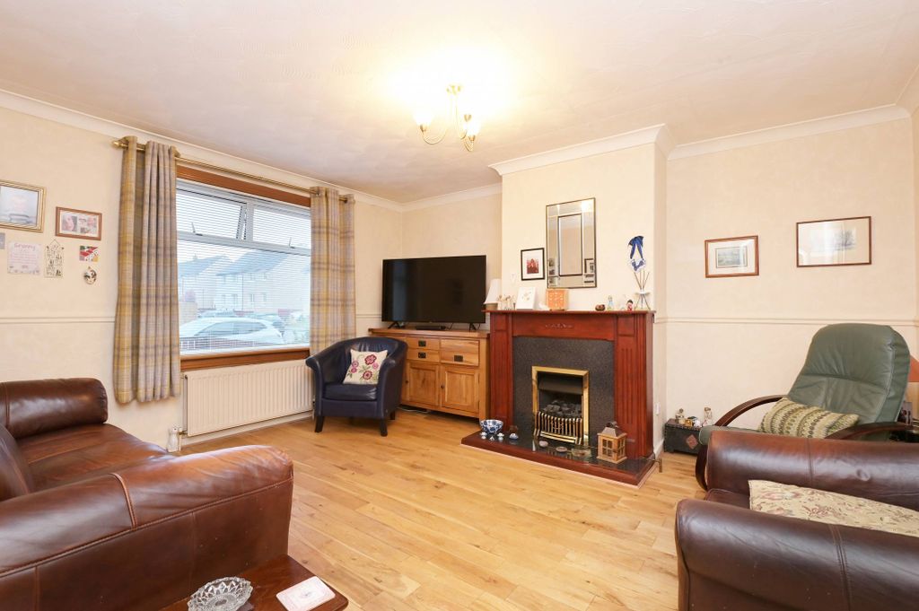 Property photo 2 of 22