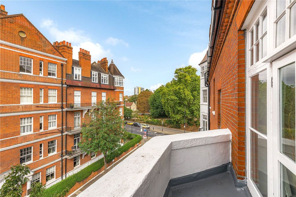 Property photo 2 of 8 Exterior