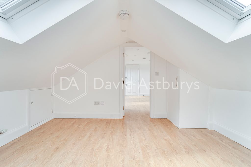 Property photo 2 of 8 Ndb01693_Enfused