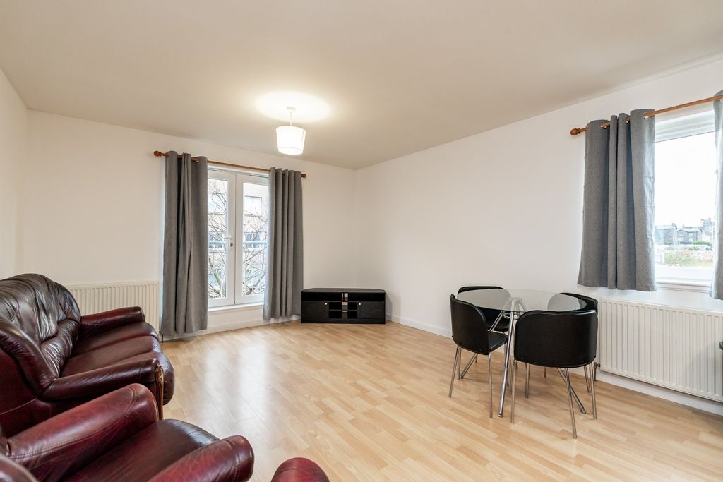 Property photo 3 of 18 Photo 3