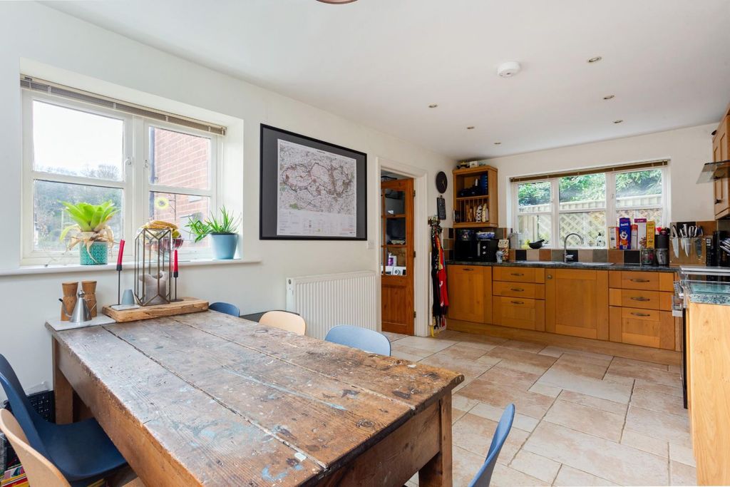 Property photo 3 of 18 81898_Tillside-Salisbury-Road (11).Jpg