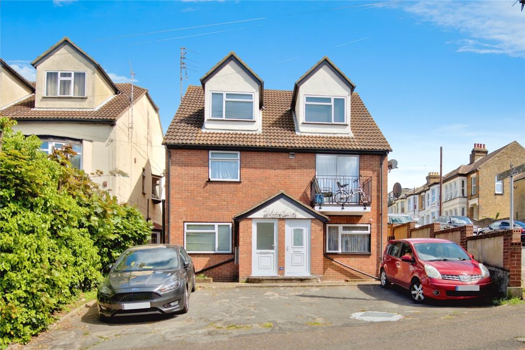Property photo 1 of 14 Picture No. 02