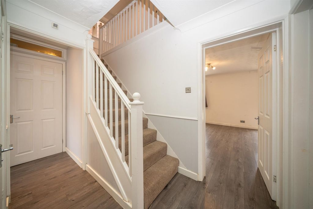 Property photo 3 of 18 3-The-Melings-3293.Jpg