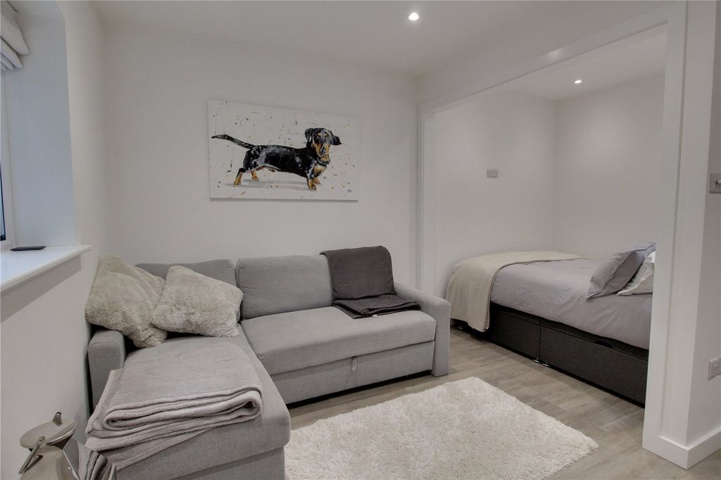 Property photo 3 of 13 Picture No. 06