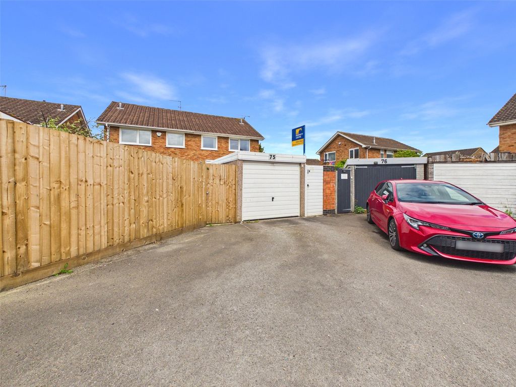Property photo 2 of 18 Picture No. 03