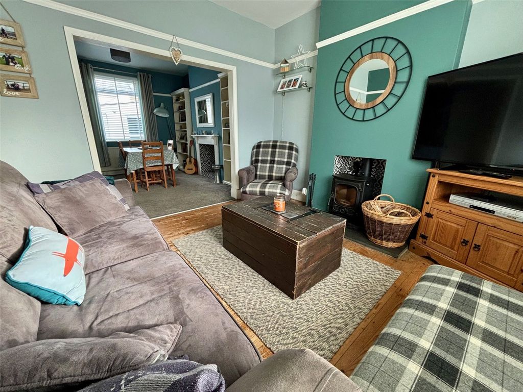 Property photo 2 of 27 Picture No. 09