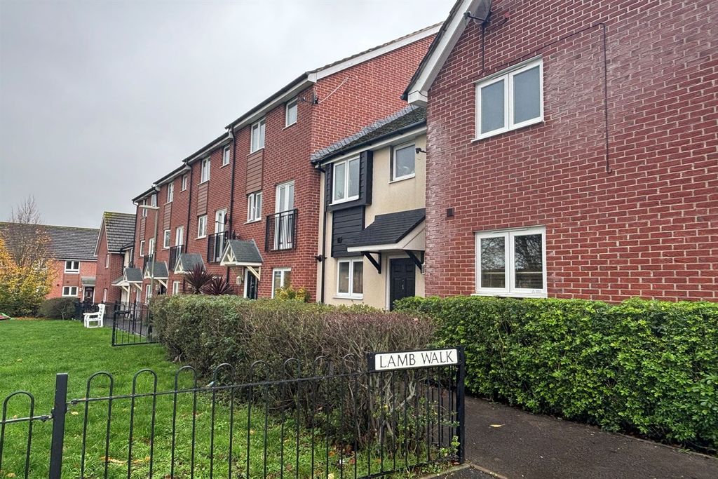 Property photo 1 of 13 (Main)