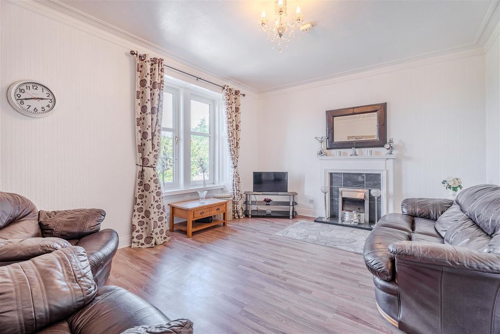Property photo 2 of 26 140Highst-1.Jpg