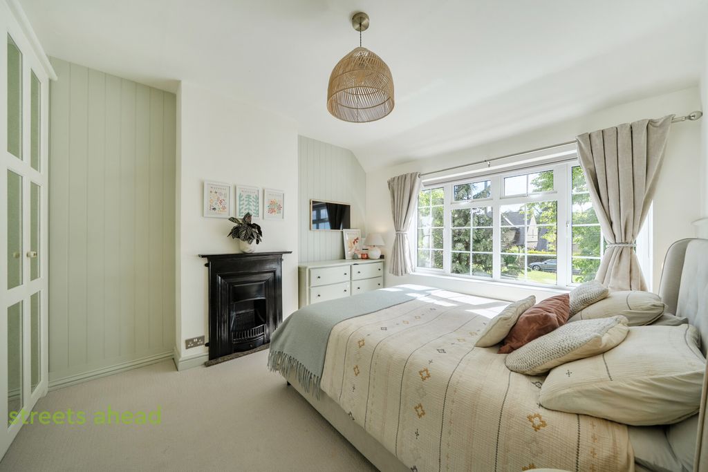 Property photo 3 of 22 209300c0-9d02-4Ad...