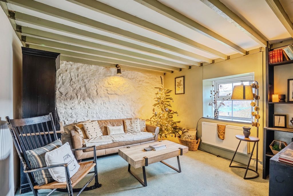 Property photo 3 of 33