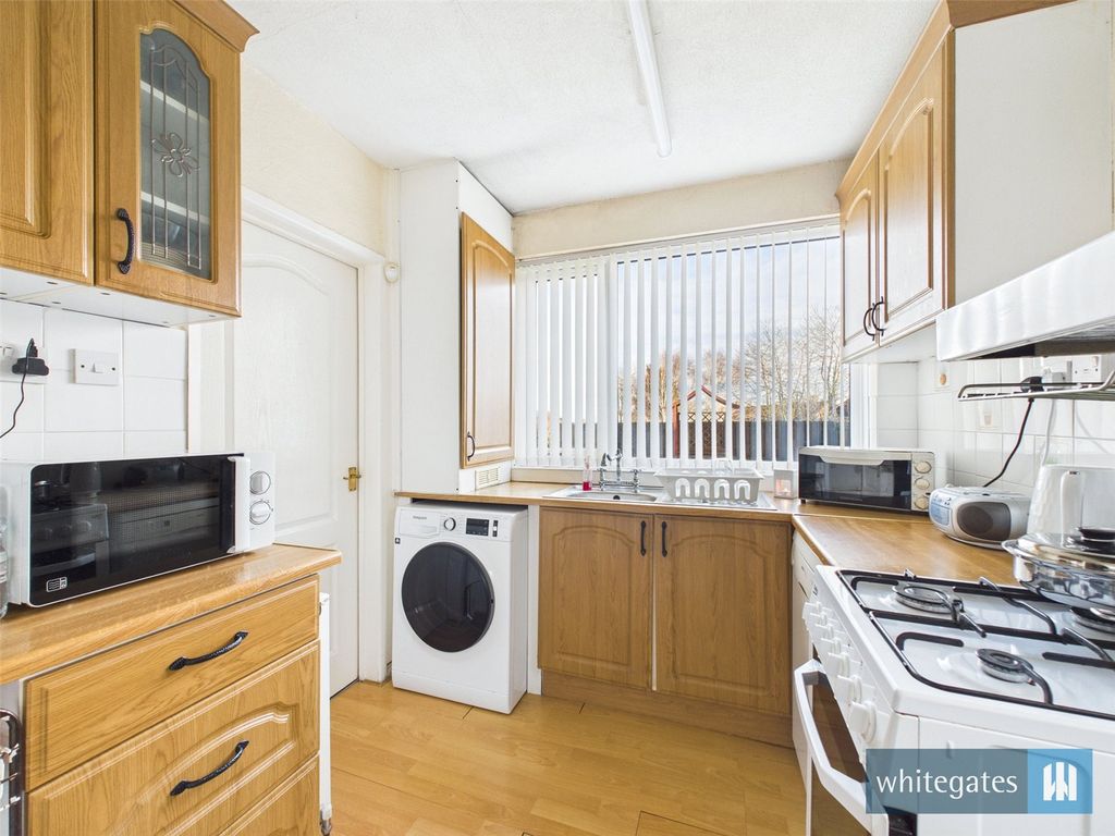 Property photo 3 of 17 Picture No. 05