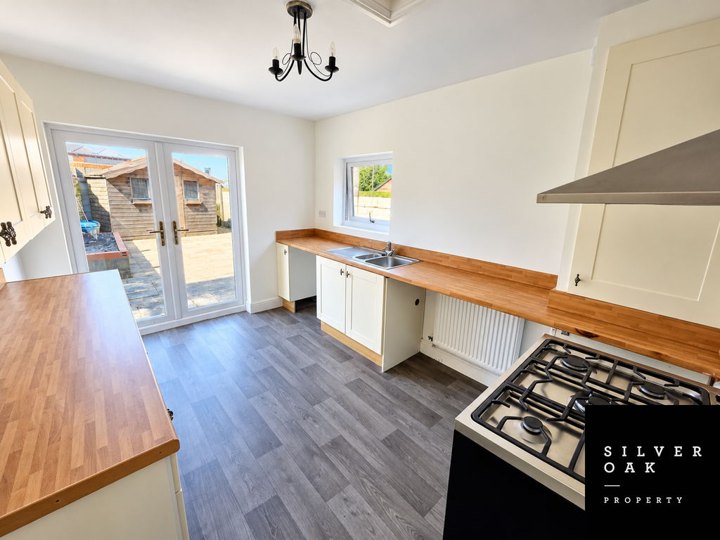 Property photo 3 of 11 3