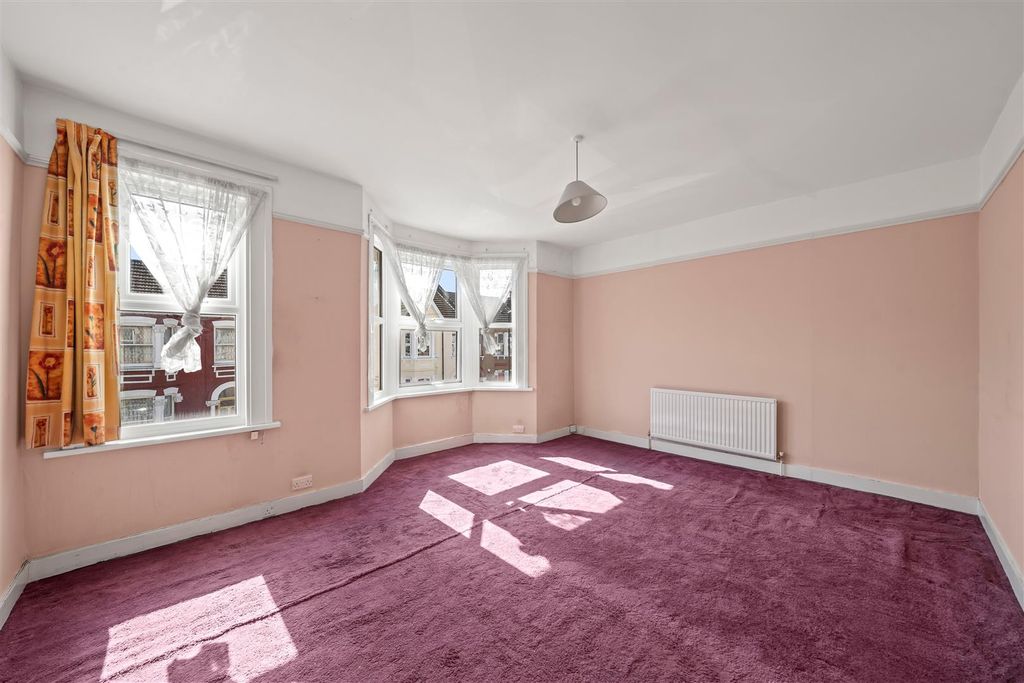 Property photo 3 of 11 Dsc08352.Jpg