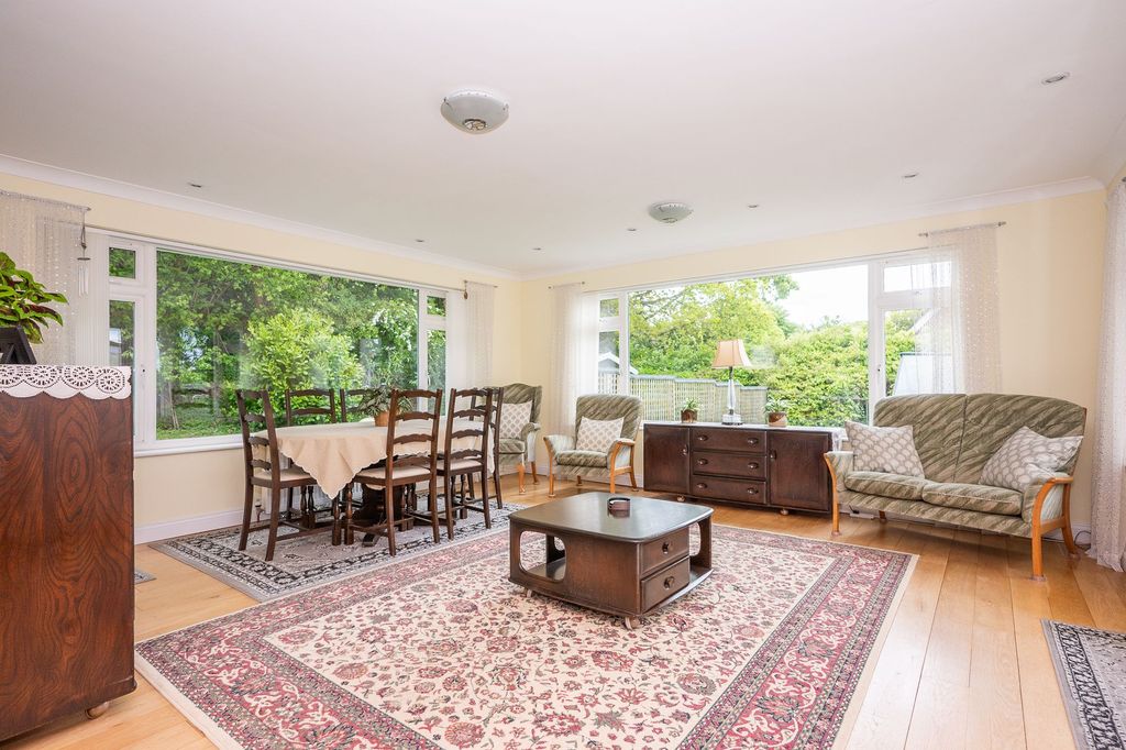 Property photo 2 of 45
