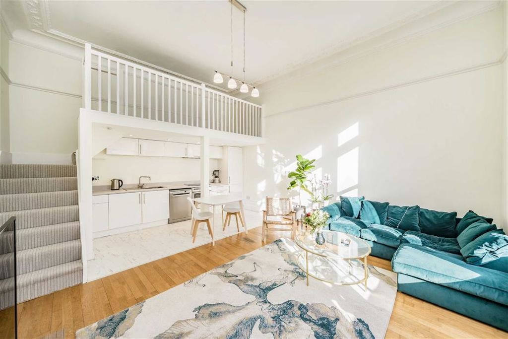 Property photo 3 of 5