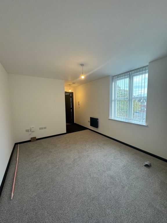 Property photo 3 of 4 3