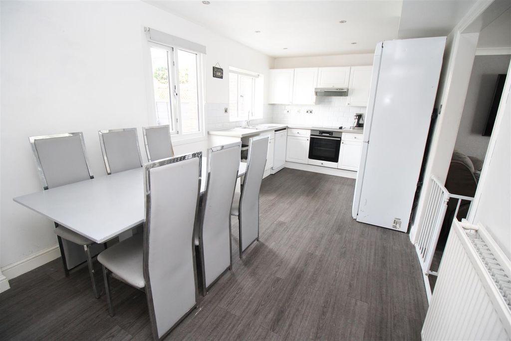 Property photo 2 of 16 Img_6266.Jpg