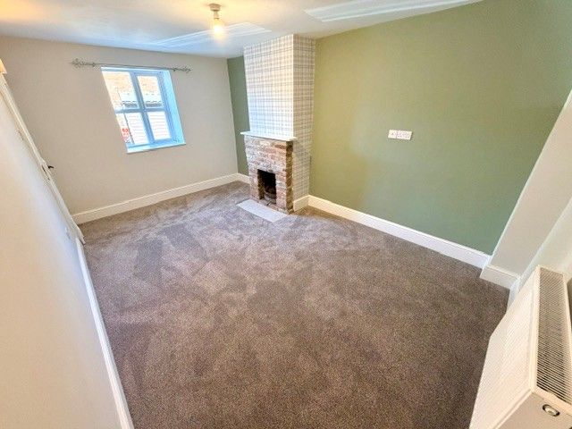 Property photo 3 of 7 Living Room