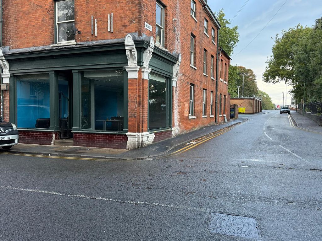 Property photo 1 of 9 Photo-2025-10-02-15-15-28