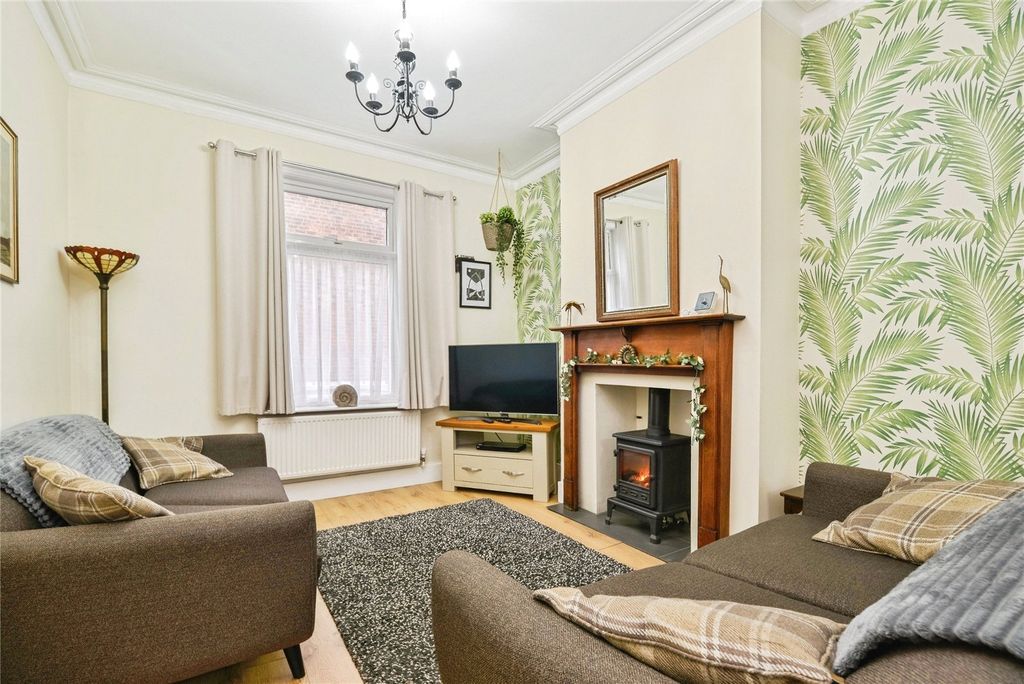 Property photo 2 of 15 Picture No. 23