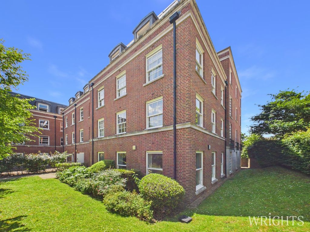 Property photo 1 of 14