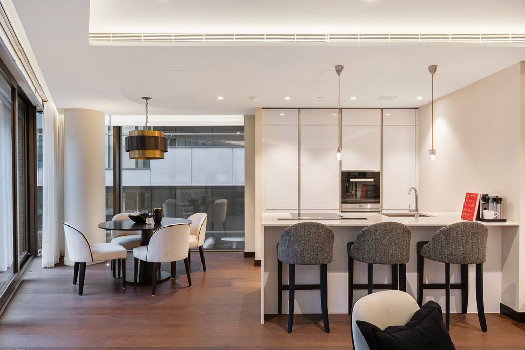 Property photo 1 of 27