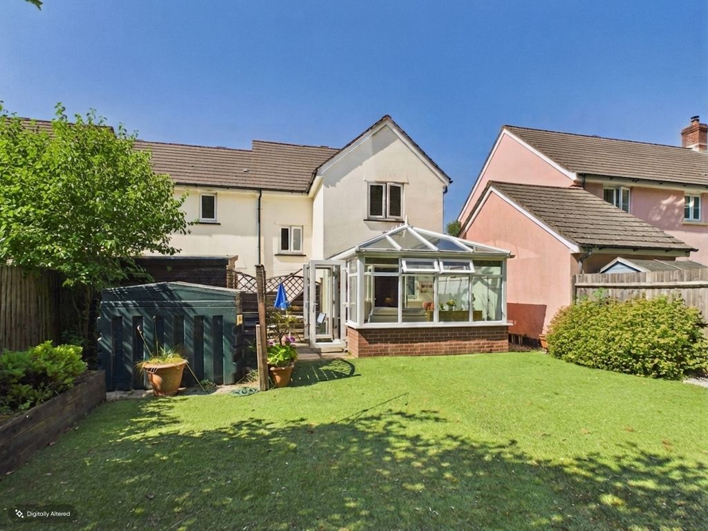 Property photo 1 of 19 Ewemove Tiverton - Woodland Close