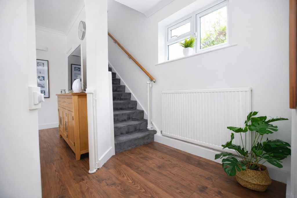 Property photo 3 of 23 Photo 16