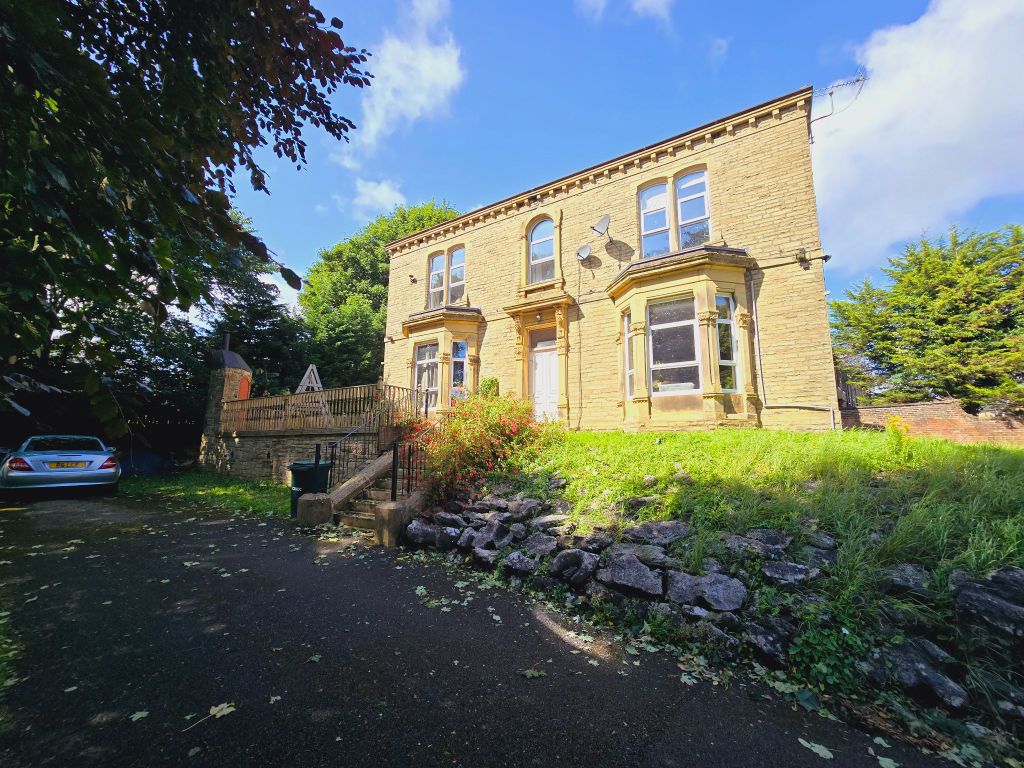 Property photo 3 of 25 Photograph 3