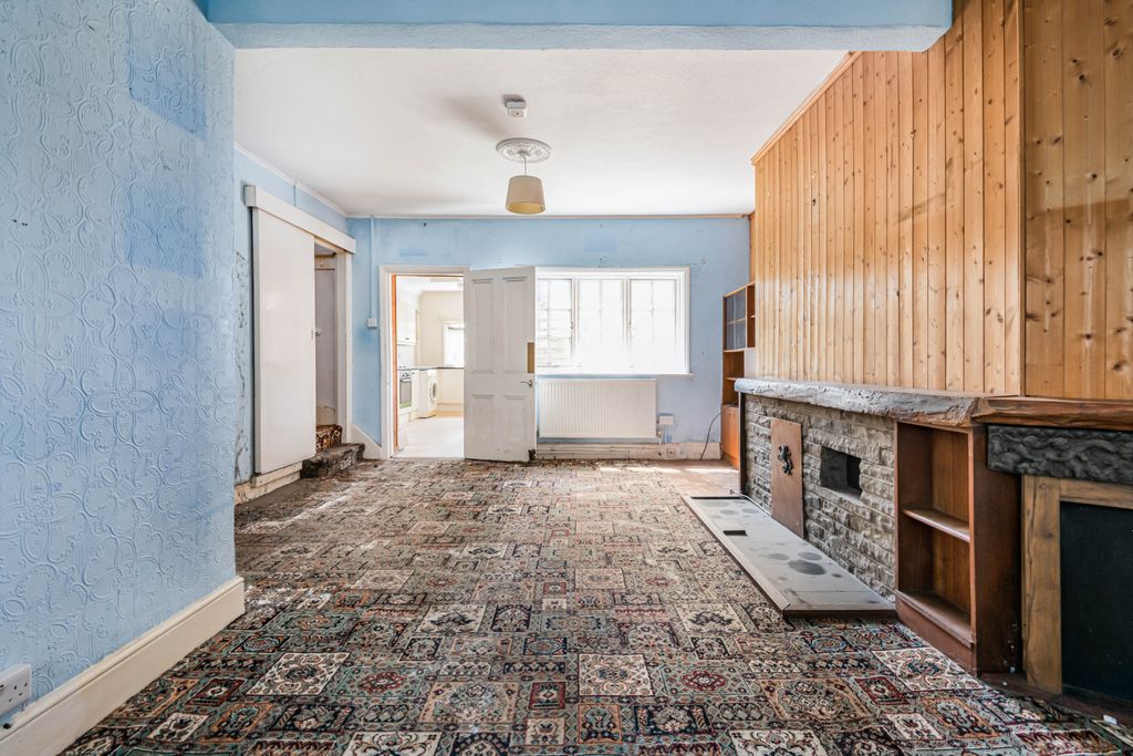 Property photo 3 of 12 Living Room
